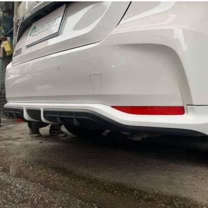 19+ Corolla Altis 專用運動版空力套件 縮圖 5