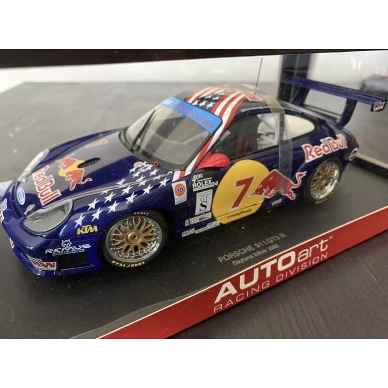 1:18 AUTOart #802Porsche 911 GT3 Daytona #7 2002 " Red Bull