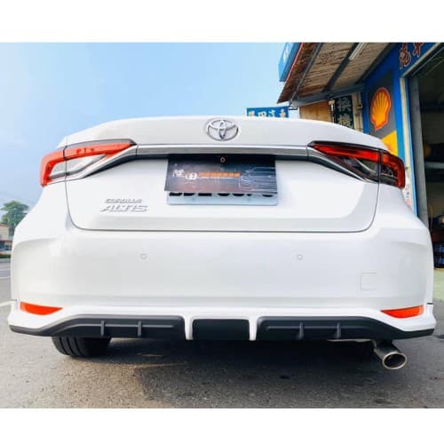 19+ Corolla Altis 專用運動版空力套件 縮圖 6