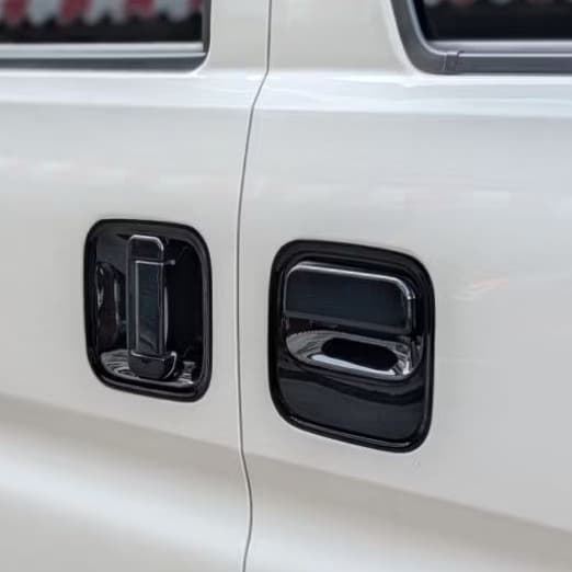 [J SPACE 廂/貨車專用]卡夢門外把手飾板｜防刮耐磨｜免鑽孔｜原廠孔位｜汽車外觀改裝配件｜J SPACE配件｜ 縮圖 3