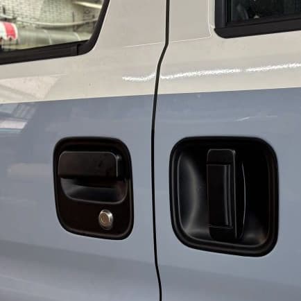 [J SPACE 廂/貨車專用]卡夢門外把手飾板｜防刮耐磨｜免鑽孔｜原廠孔位｜汽車外觀改裝配件｜J SPACE配件｜ 縮圖 6