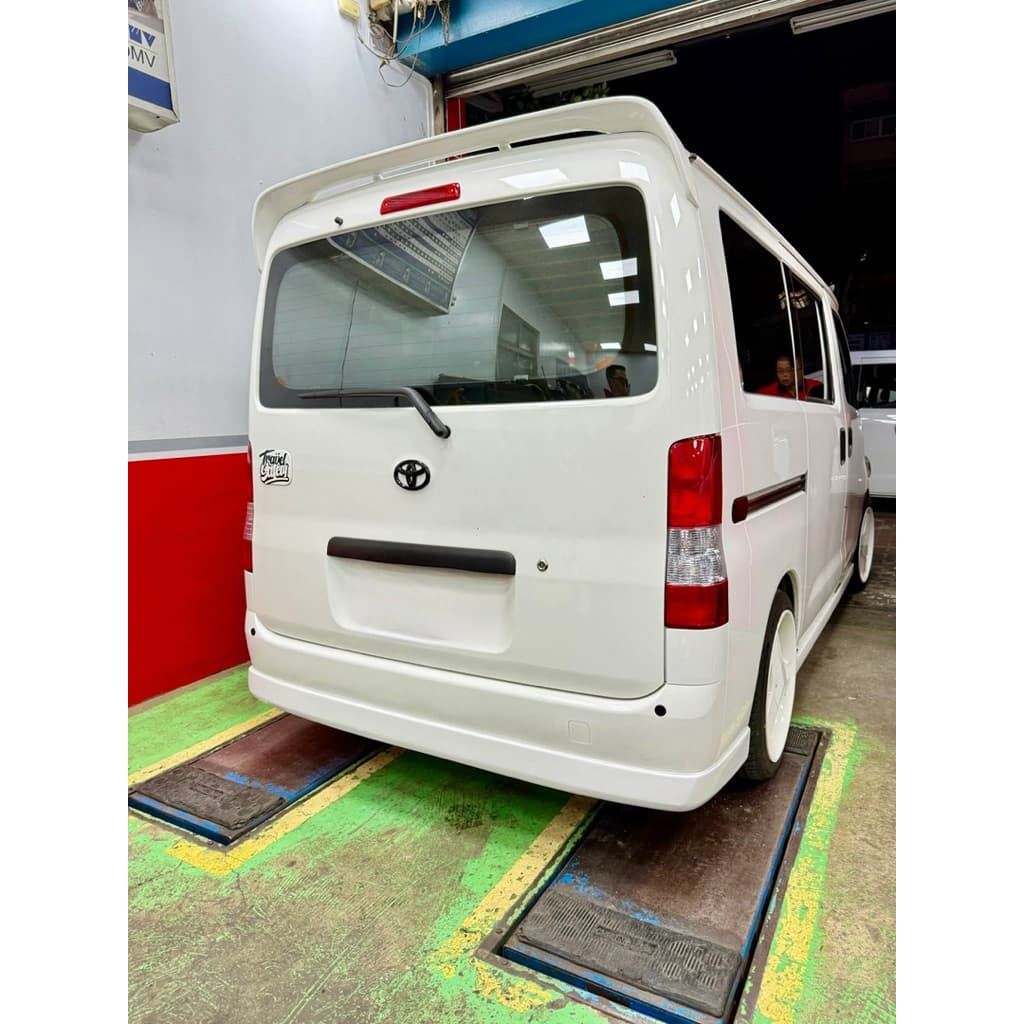 【台灣現貨】Toyota Town Ace 專用 日規 空力套件 大包 前下巴 側裙 後下巴 JDM 降車身 外觀 改裝 縮圖 7